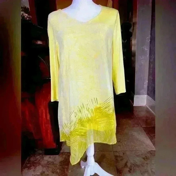 H by Halston ladies yellow silky cotton blend size M. Excellent condition lined - Picture 2 of 10